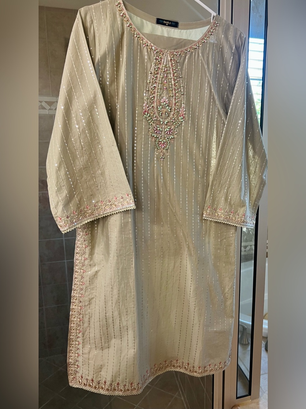 Embroidered Kurta set with Pink & Mint Beading pearls Indian Pakistani dress